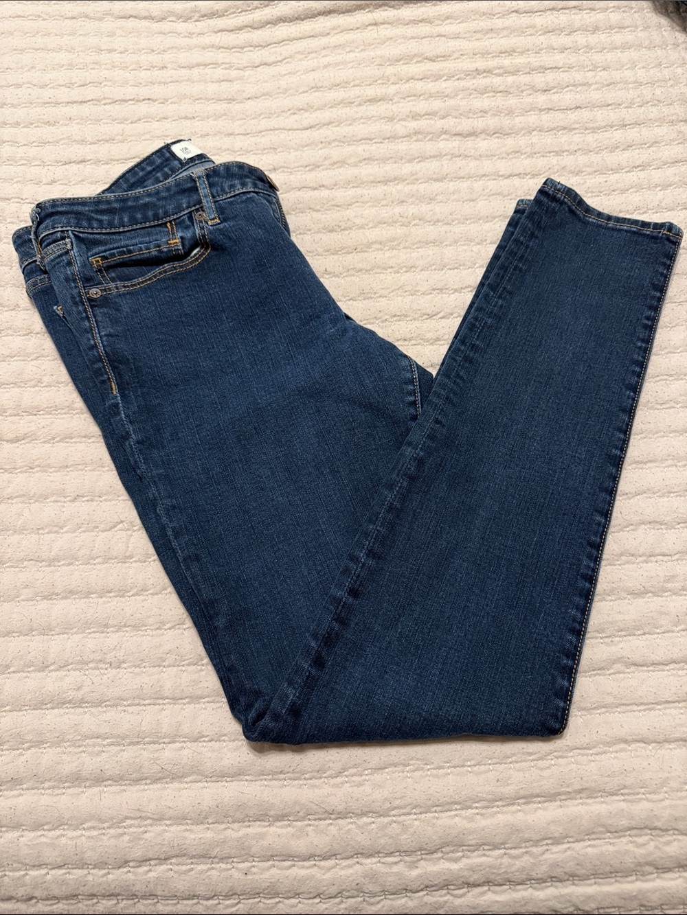Abercrombie & Fitch Women's Dark Blue Skinny Jeans